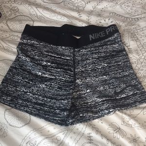 NIKE PROS